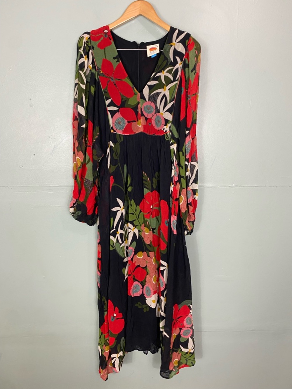 Farm Rio Anthropologie Long Sleeve V Neck Floral Maxi Dress Medium - Picture 2 of 8